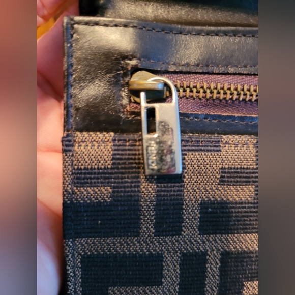 FENDI WALLET - Picture 10 of 11